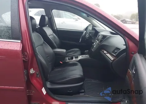 2013 Subaru Legacy 2.5I Limited из США, поврежденный, VIN 4S3BMCL62D3016199